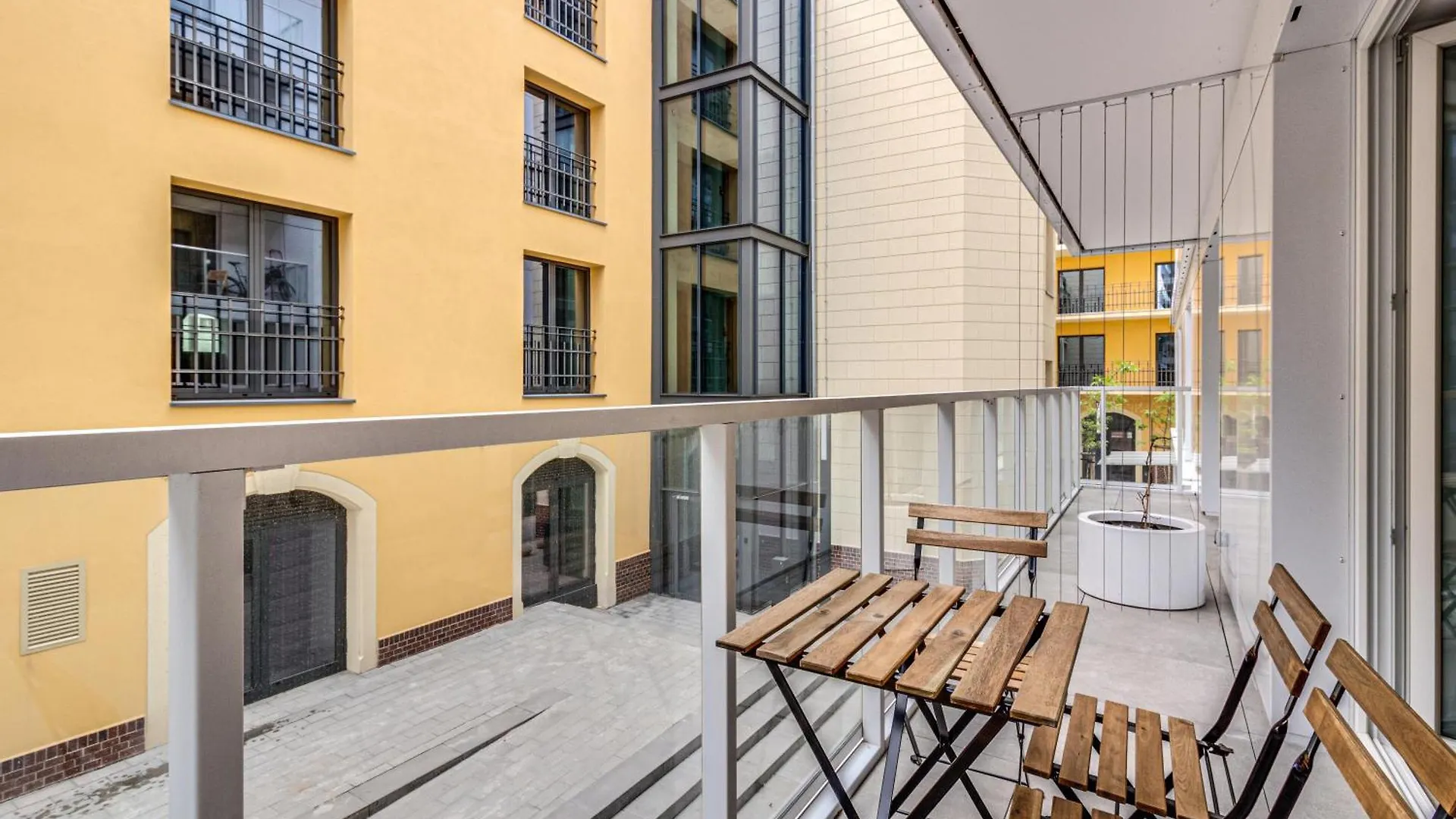 Rentplanet - Apartamenty Ksiecia Witolda Wroclaw 0*,  Poland