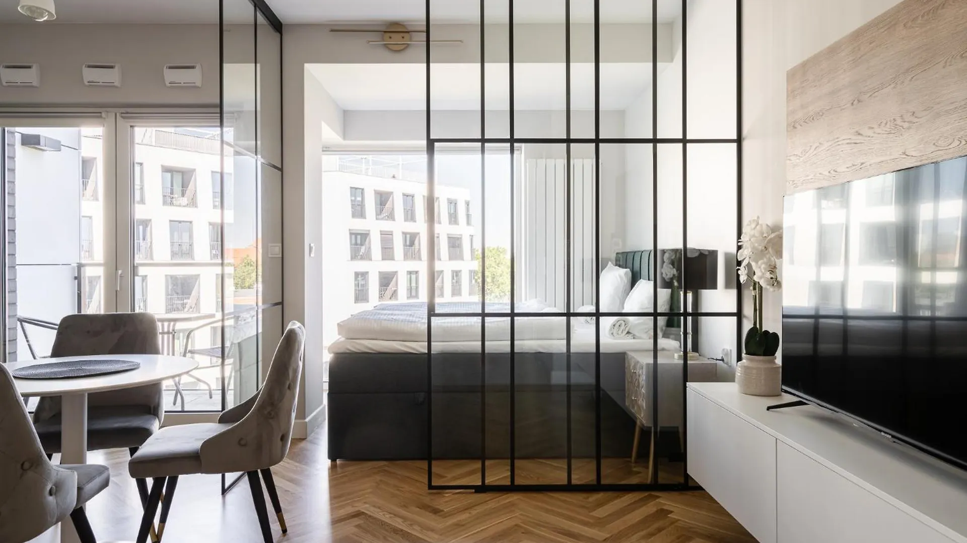 Rentplanet - Apartamenty Ksiecia Witolda Wroclaw Apartment