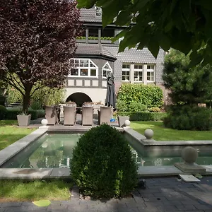 Luxury Garden With Breslau